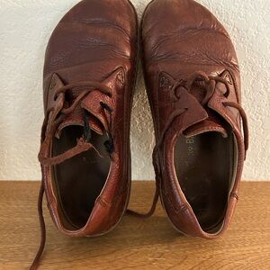 Birkenstock Oxford shoes. Brown leather, very vintage,